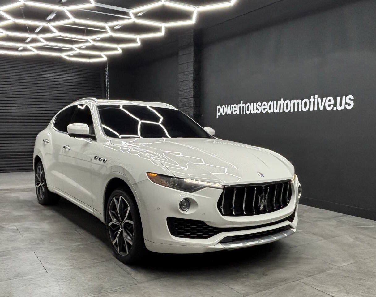 Used 2017 Maserati Levante w/ Luxury Package AWD/4WD image 13
