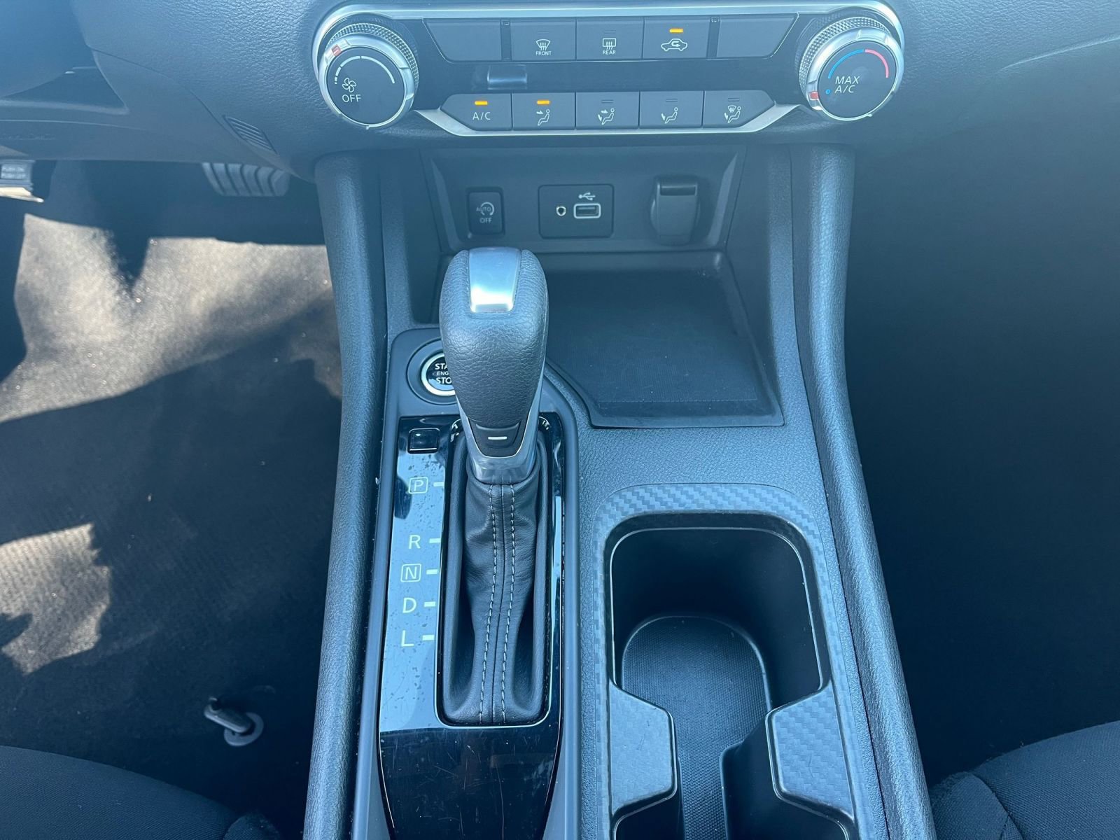 Used 2025 Nissan Sentra S FWD image 39