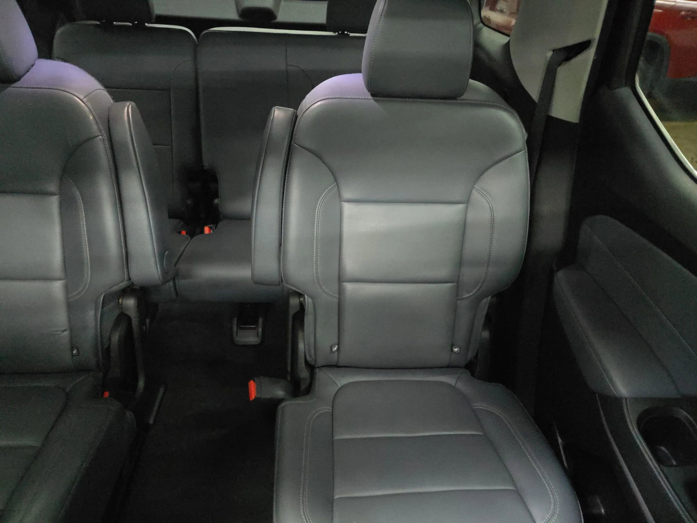 Used 2019 Chevrolet Traverse LT w/ LT Premium Package image 35