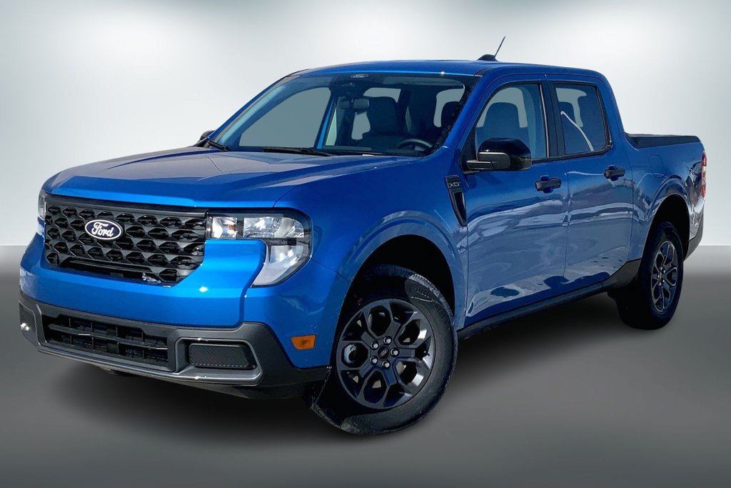 New 2026 Ford Maverick XLT w/ XLT Luxury Package AWD/4WD image 2