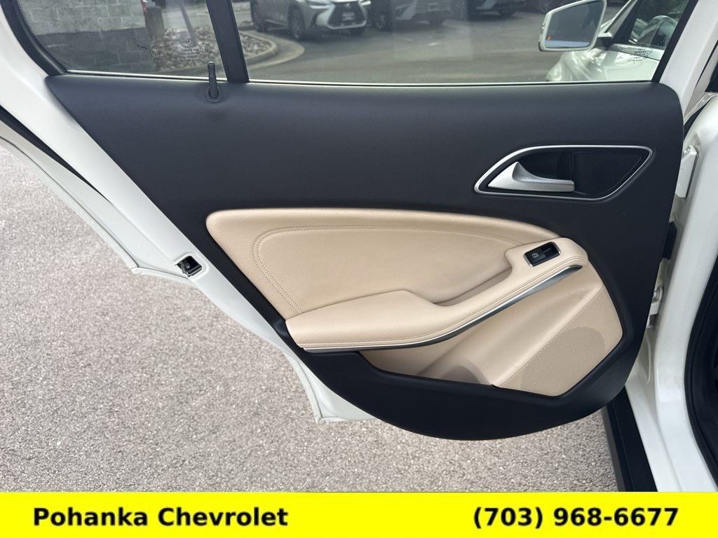 Used 2017 Mercedes-Benz GLA 250 4MATIC image 24