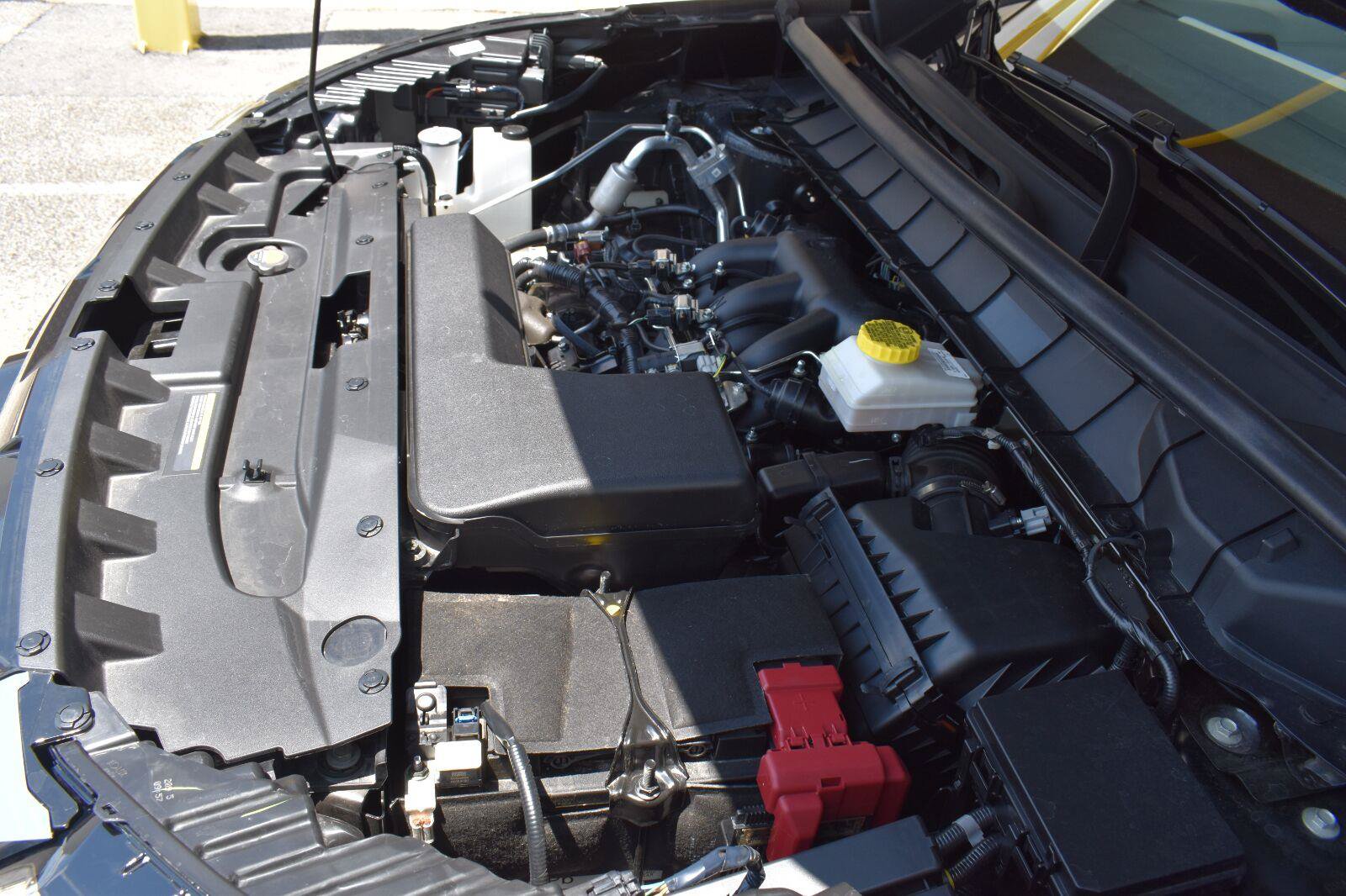 Used 2025 Nissan Pathfinder SL FWD image 20