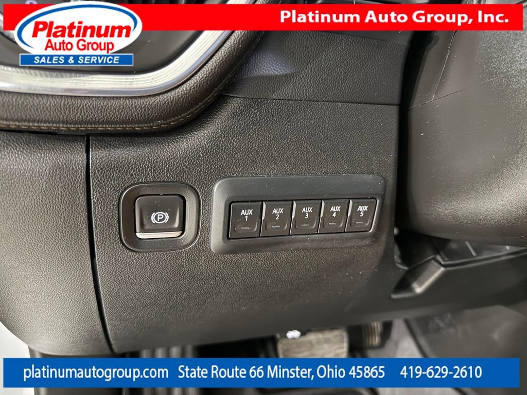 Used 2023 GMC Sierra 3500 AT4 w/ AT4 Premium Plus Package AWD/4WD image 23