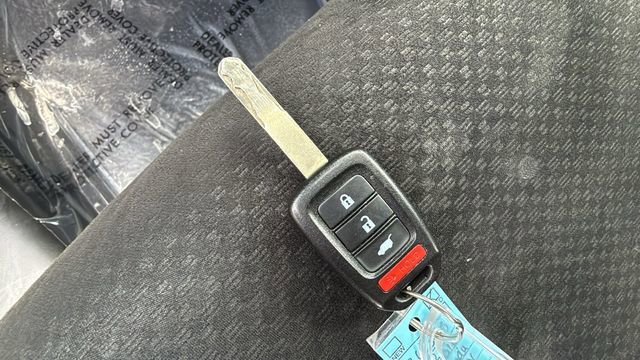 Used 2016 Honda CR-V LX image 27