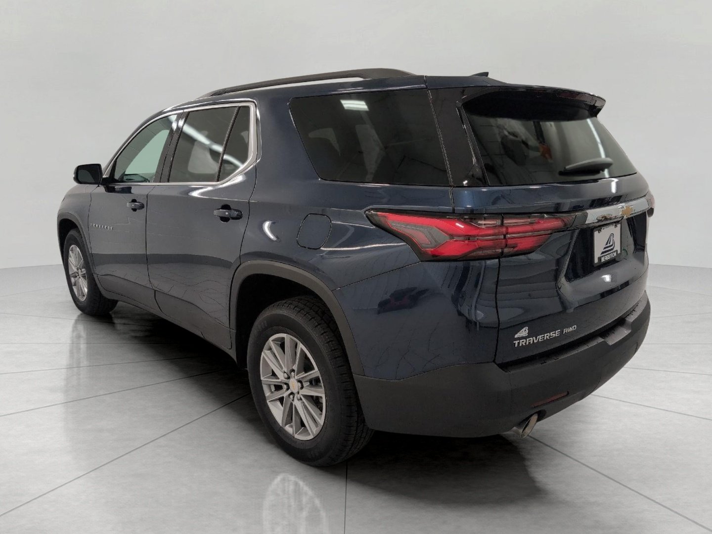 Used 2023 Chevrolet Traverse LT w/ LPO, Floor Liner Package AWD/4WD image 20