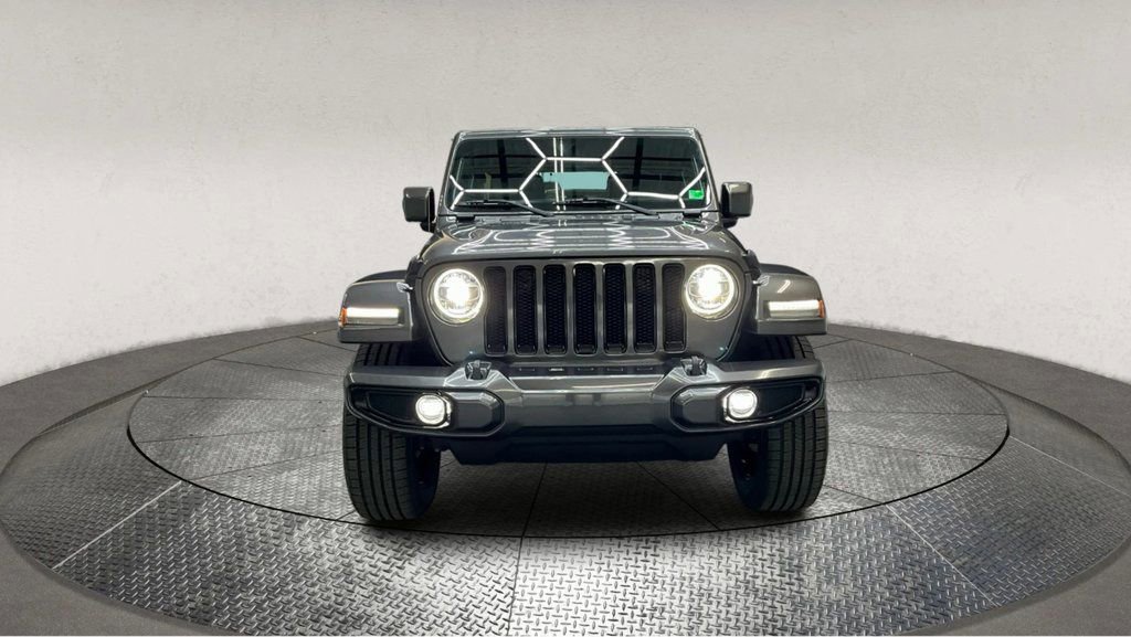 Used 2021 Jeep Wrangler Unlimited Sahara image 3