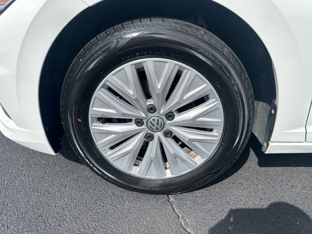 Used 2019 Volkswagen Jetta S image 24