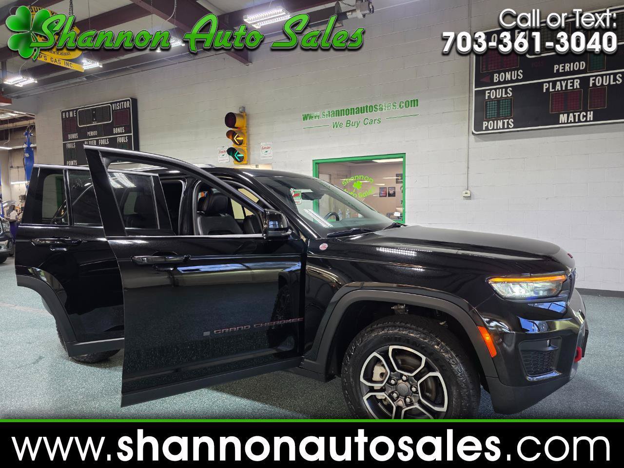 Used 2022 Jeep Grand Cherokee Trailhawk w/ Luxury Tech Group III AWD/4WD image 1