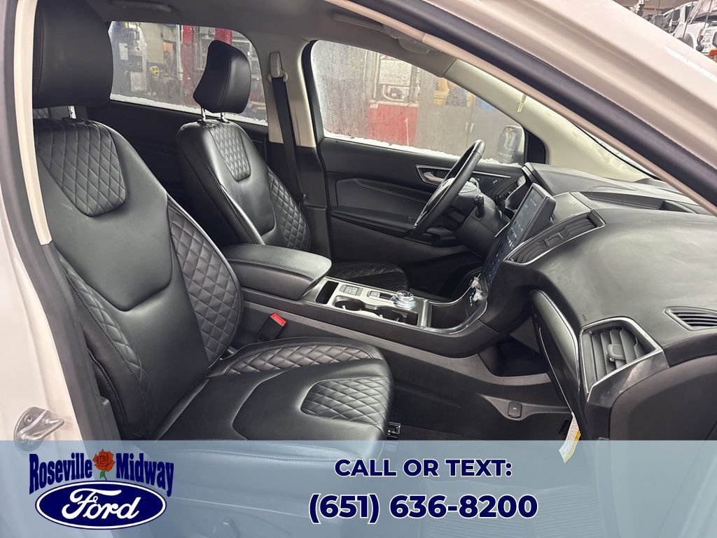 Used 2023 Ford Edge Titanium image 34