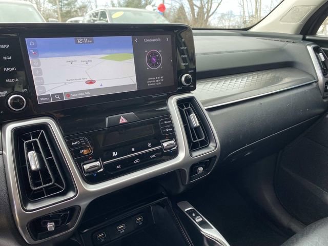 Used 2022 Kia Sorento S image 32