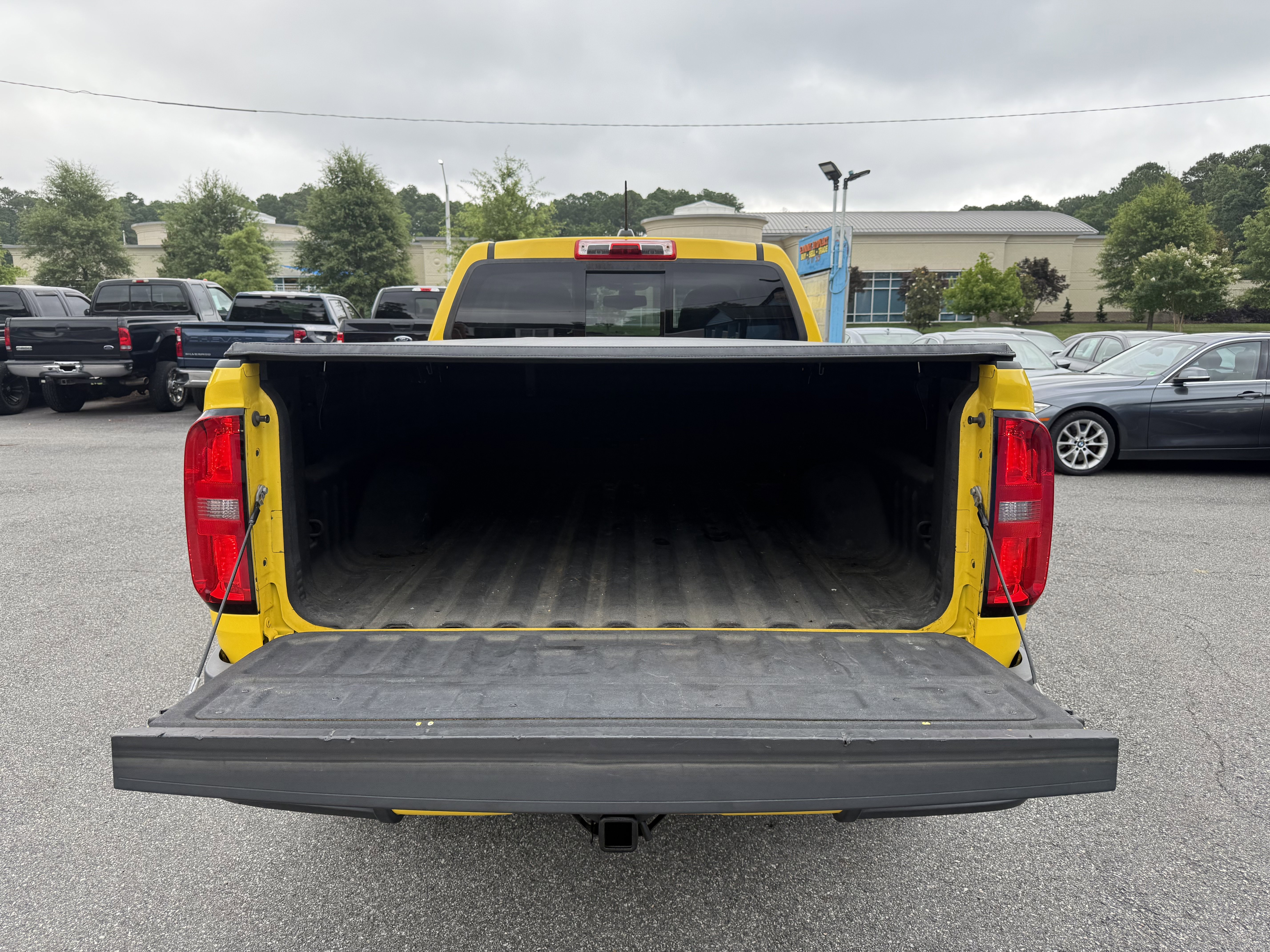 Used 2015 Chevrolet Colorado Z71 w/ Trail Boss Edition image 7