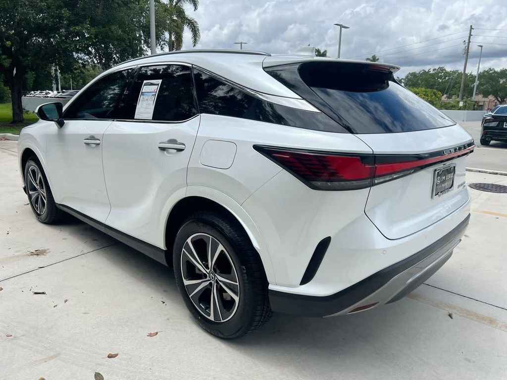 Certified 2025 Lexus RX 350h AWD/4WD image 5