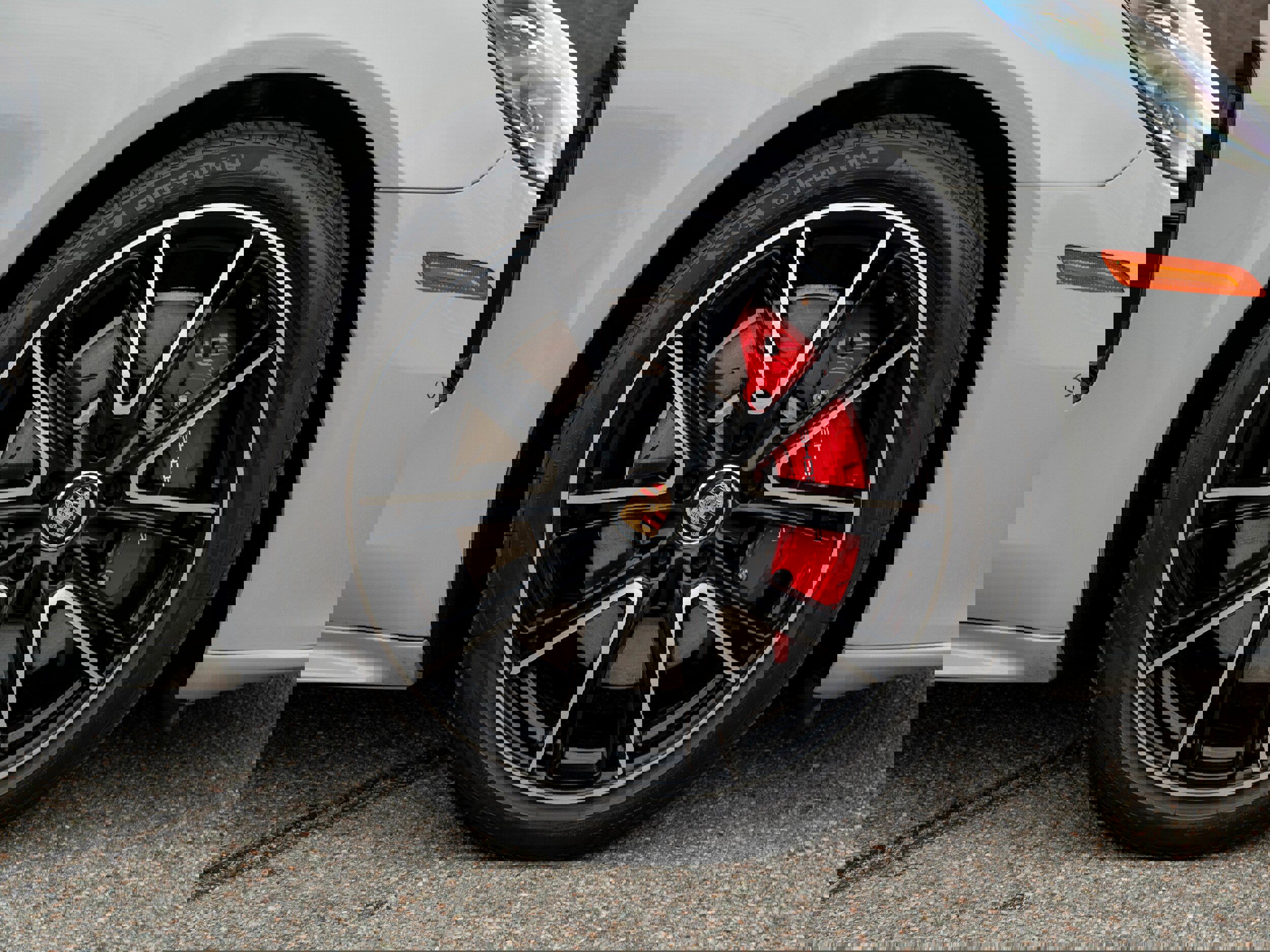 Used 2022 Porsche Panamera GTS w/ Premium Package image 14