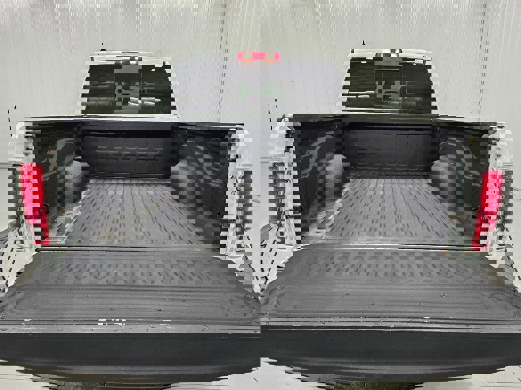 Used 2015 RAM 1500 Limited image 15