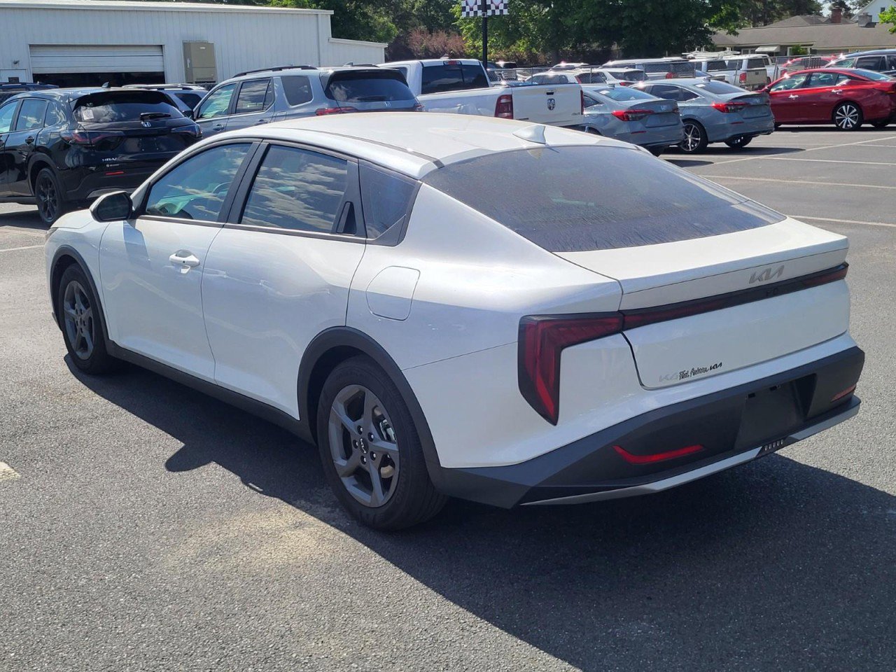 Used 2025 Kia K4 LX FWD image 5