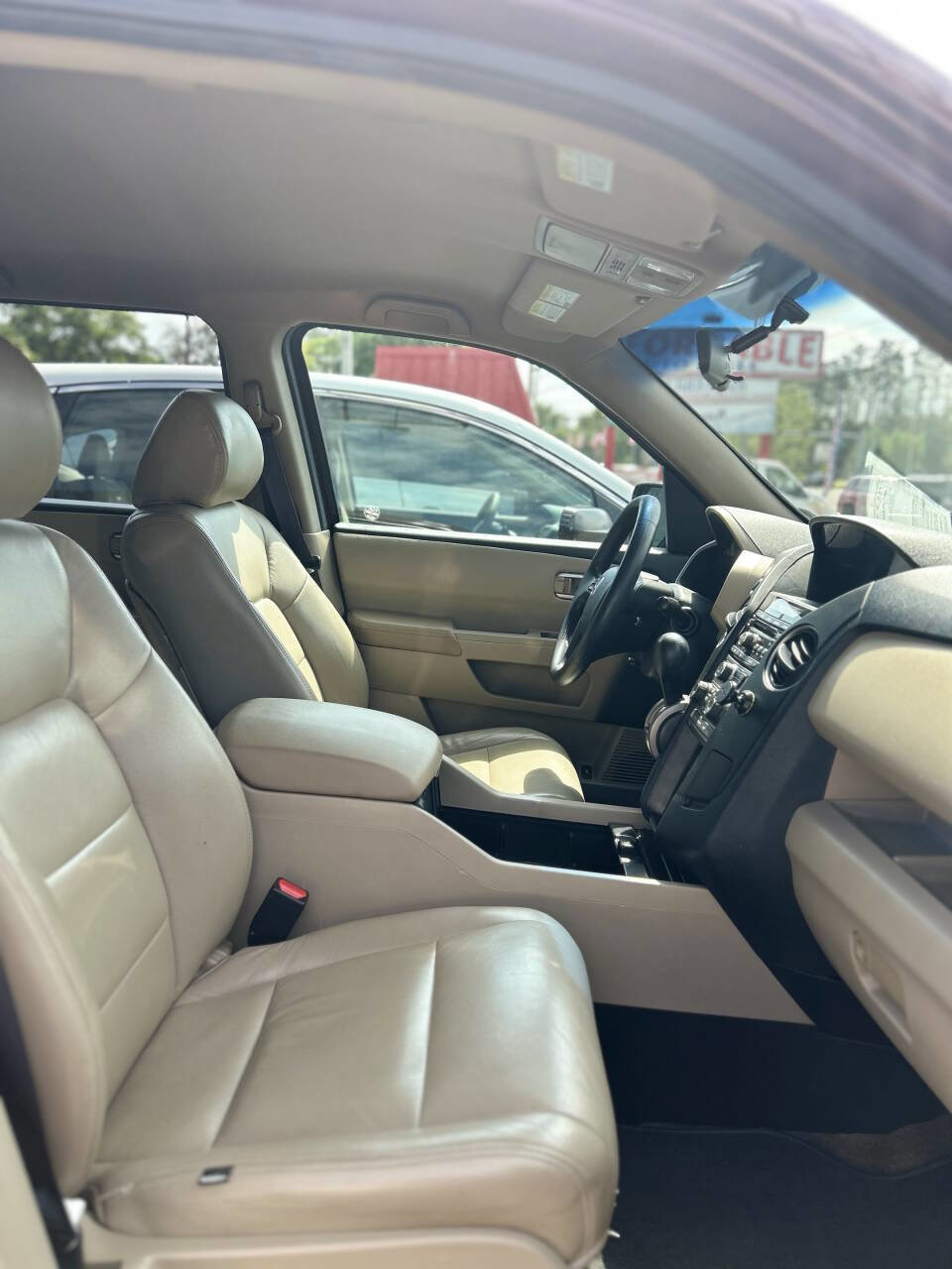 Used 2014 Honda Pilot LX image 10