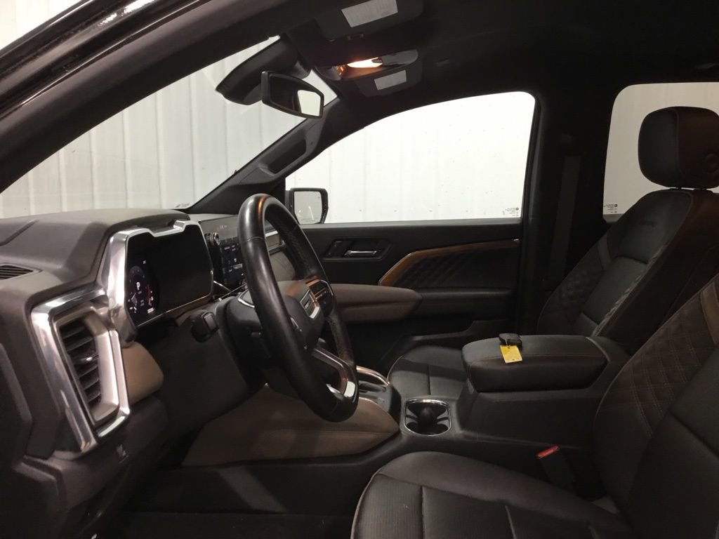 Used 2023 GMC Canyon Denali AWD/4WD image 7