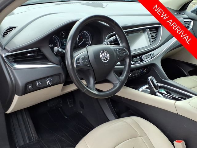 Used 2019 Buick Enclave Essence image 12