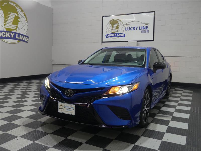 Used 2020 Toyota Camry SE image 4