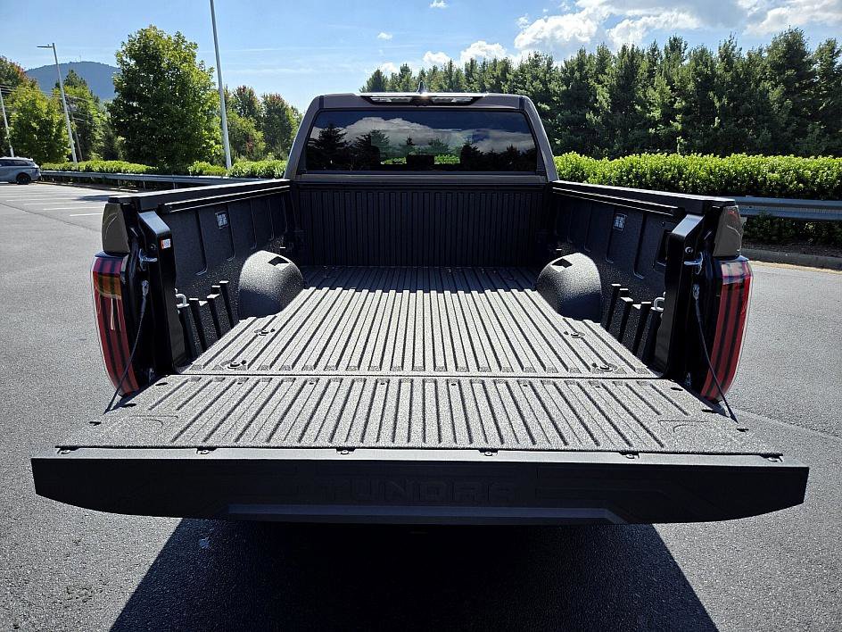 New 2026 Toyota Tundra Platinum image 16