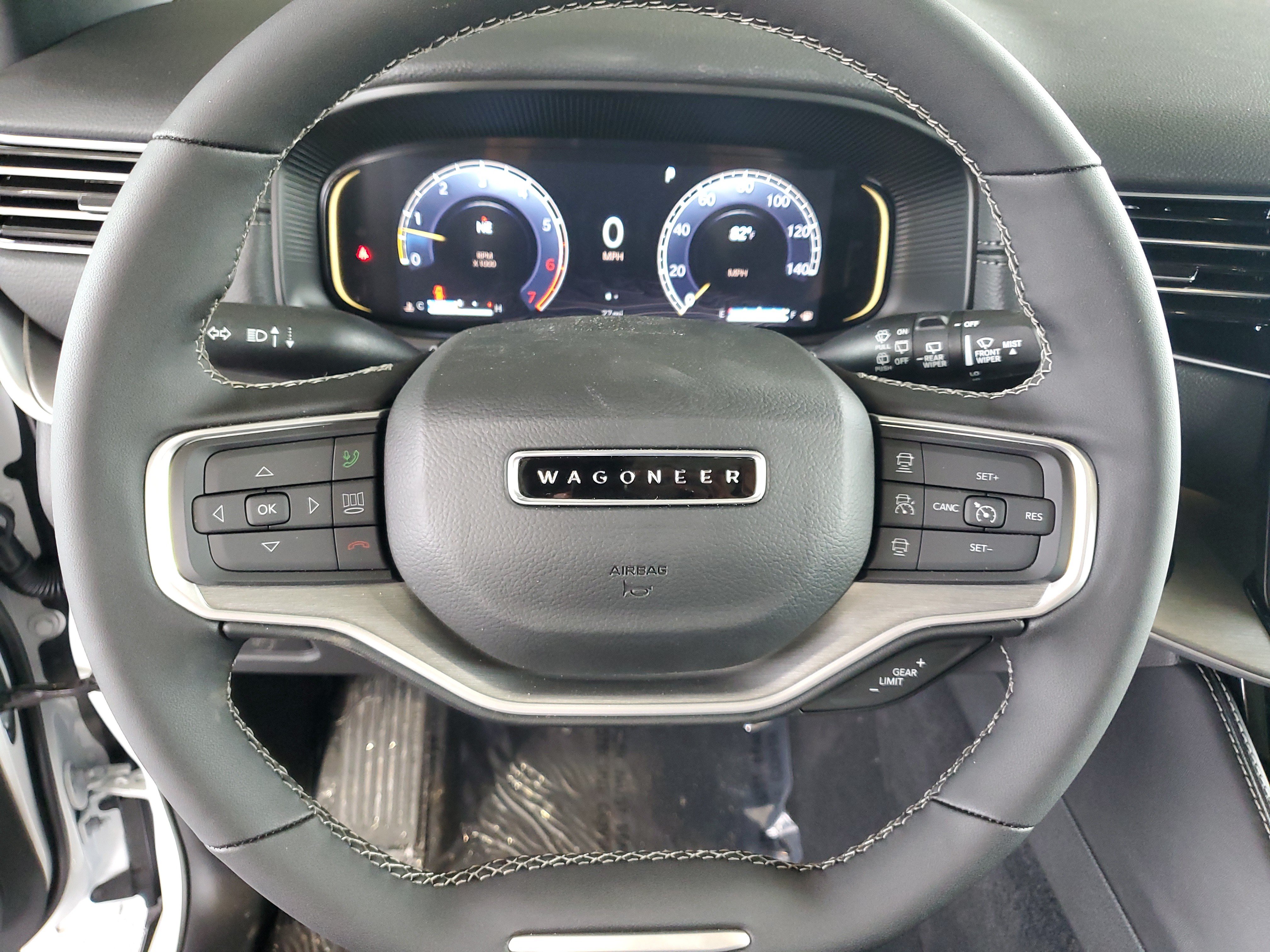 New 2025 Jeep Wagoneer Series II w/ Premium Group I AWD/4WD image 25