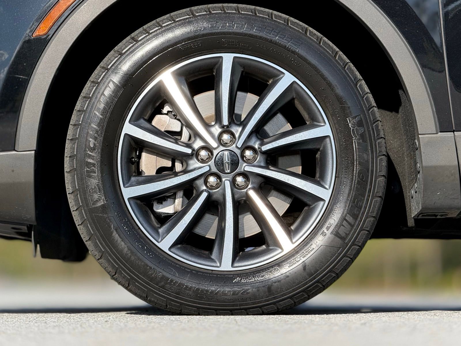 Used 2022 Lincoln Nautilus AWD image 18