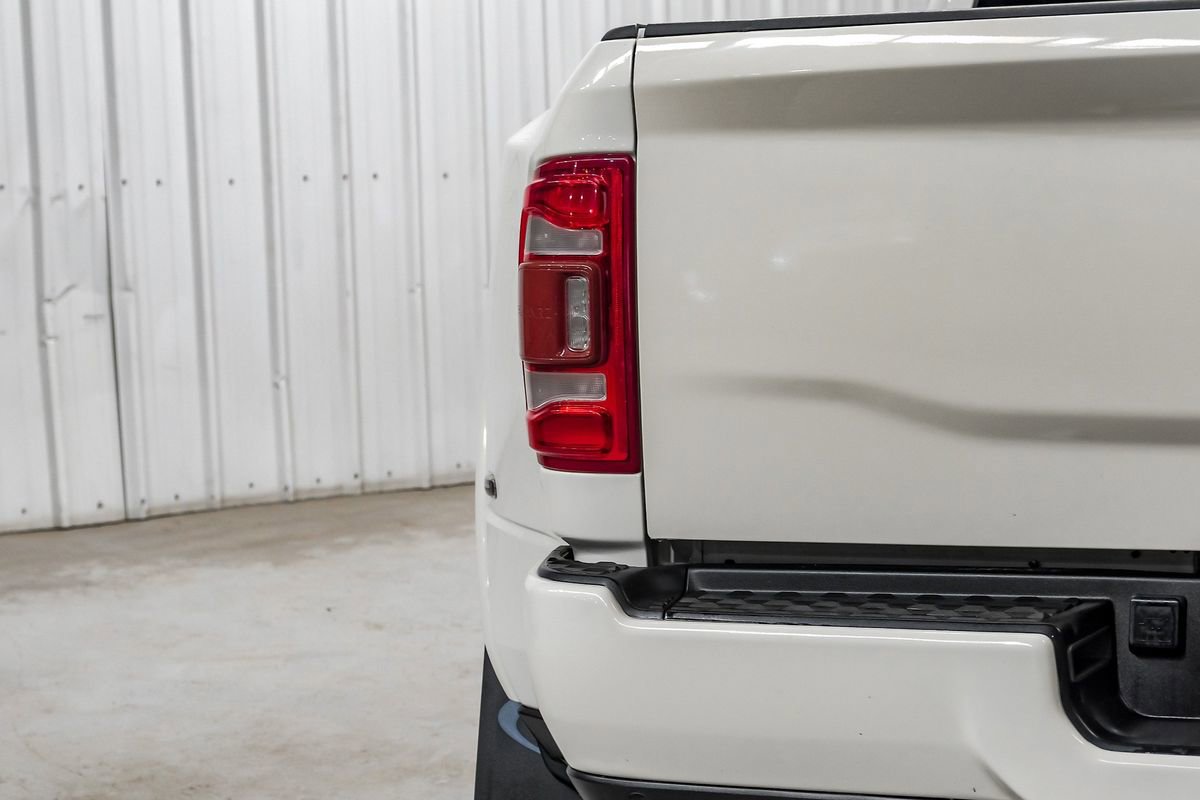 Used 2022 RAM 3500 Limited AWD/4WD image 49