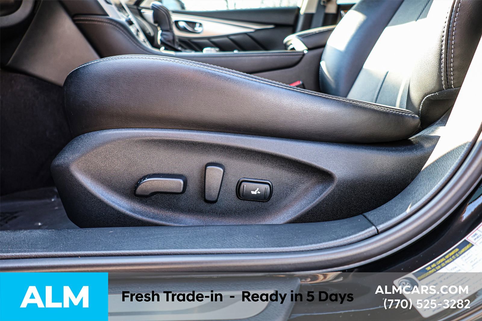 Used 2024 INFINITI Q50 Luxe w/ Cargo Package RWD image 17