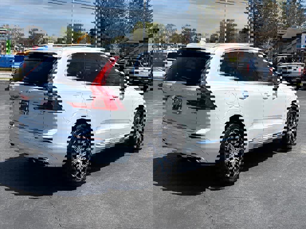 Used 2020 Volvo XC60 T5 Inscription w/ Protection Package Premier image 3