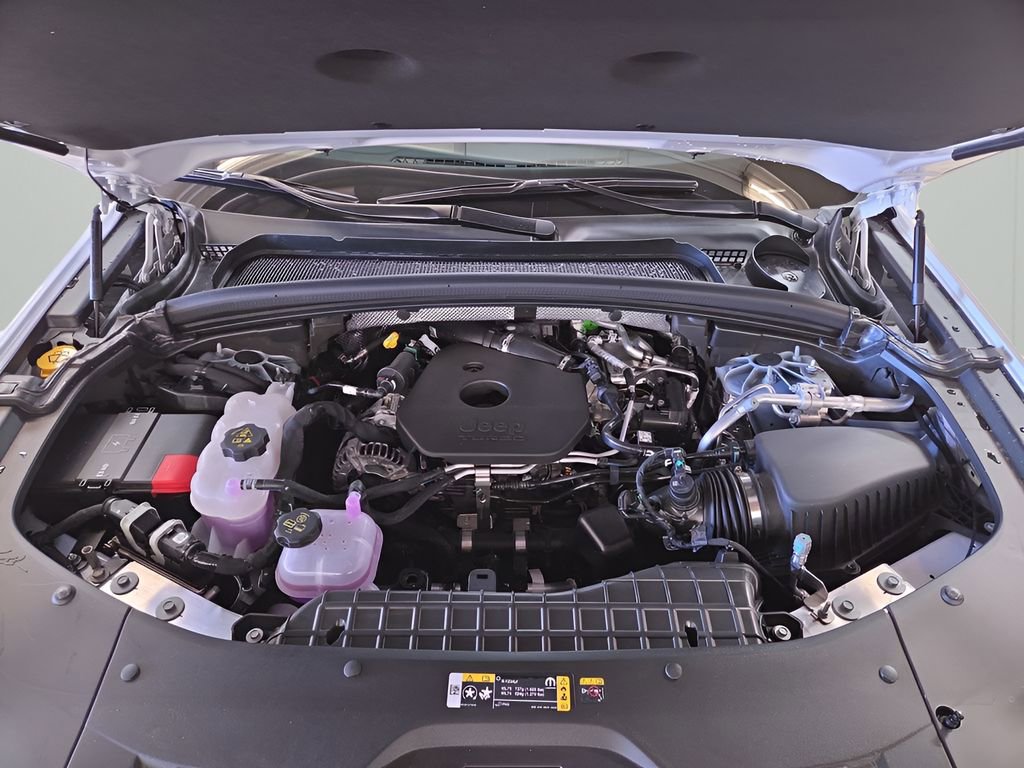 New 2026 Jeep Grand Cherokee Altitude image 21