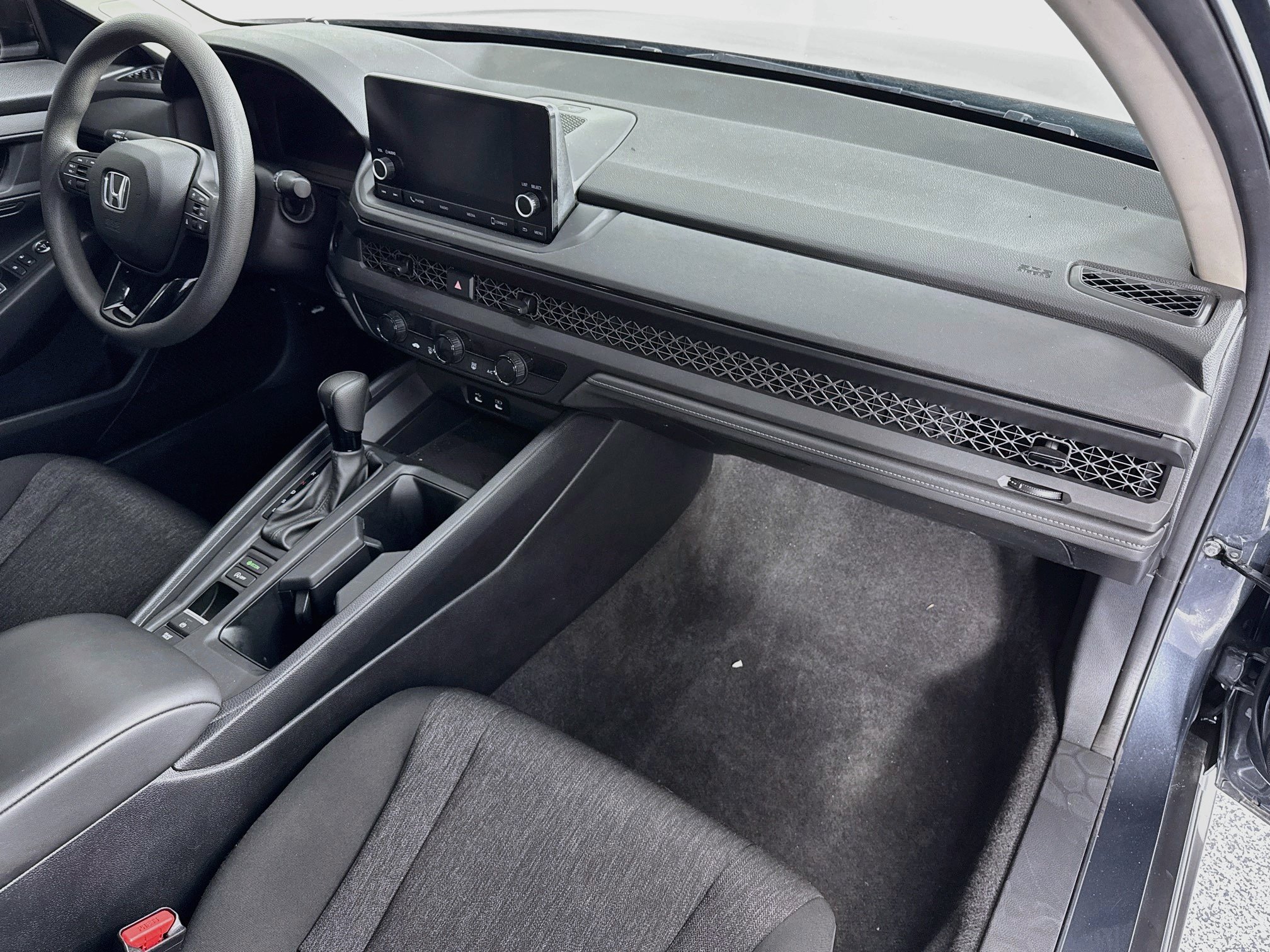 Certified 2023 Honda Accord LX image 26