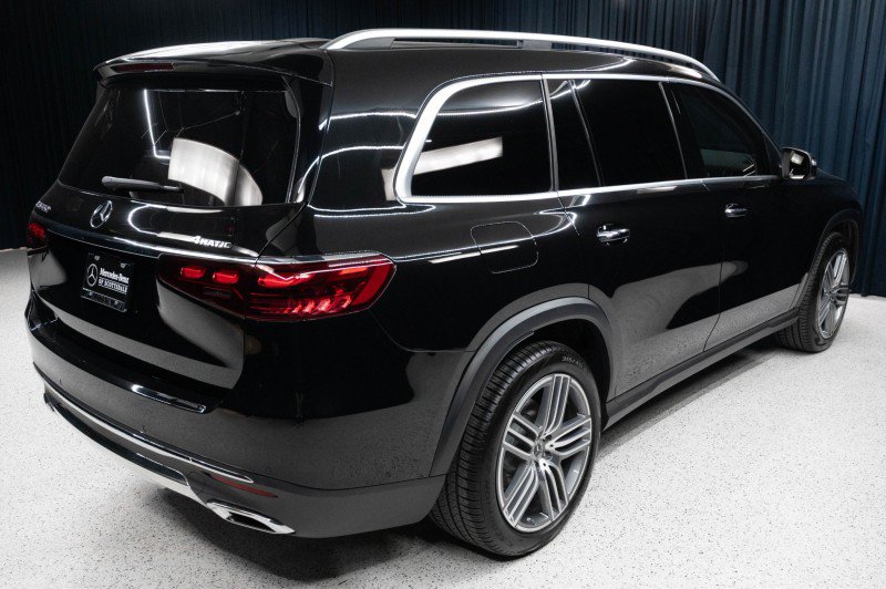 Certified 2026 Mercedes-Benz GLS 450 4MATIC image 5