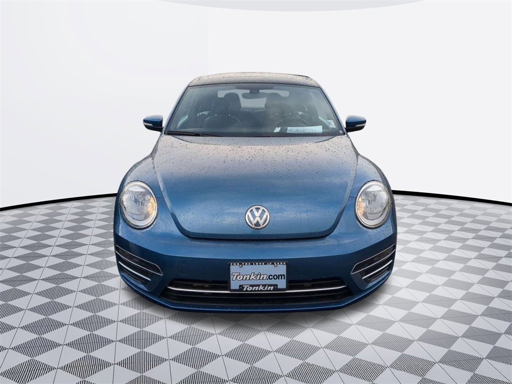 Used 2019 Volkswagen Beetle 2.0T SE image 9