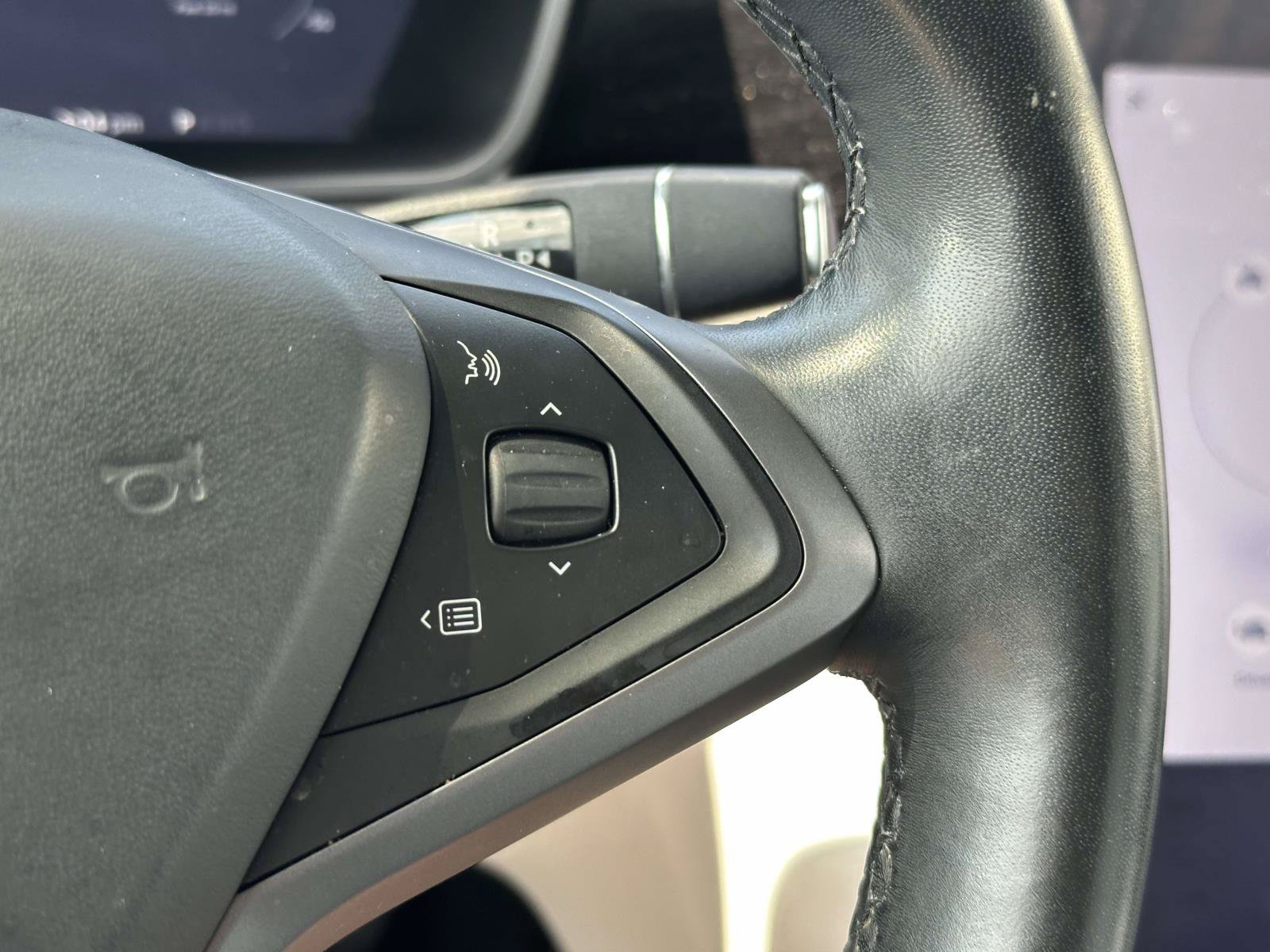 Used 2019 Tesla Model X 100D AWD/4WD image 23