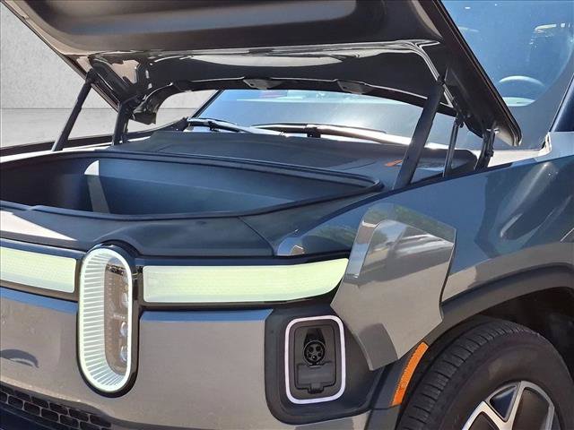 Used 2024 Rivian R1T Adventure Dual AWD/4WD image 25