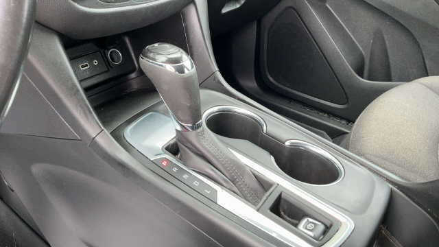Used 2020 Chevrolet Equinox LT FWD image 17