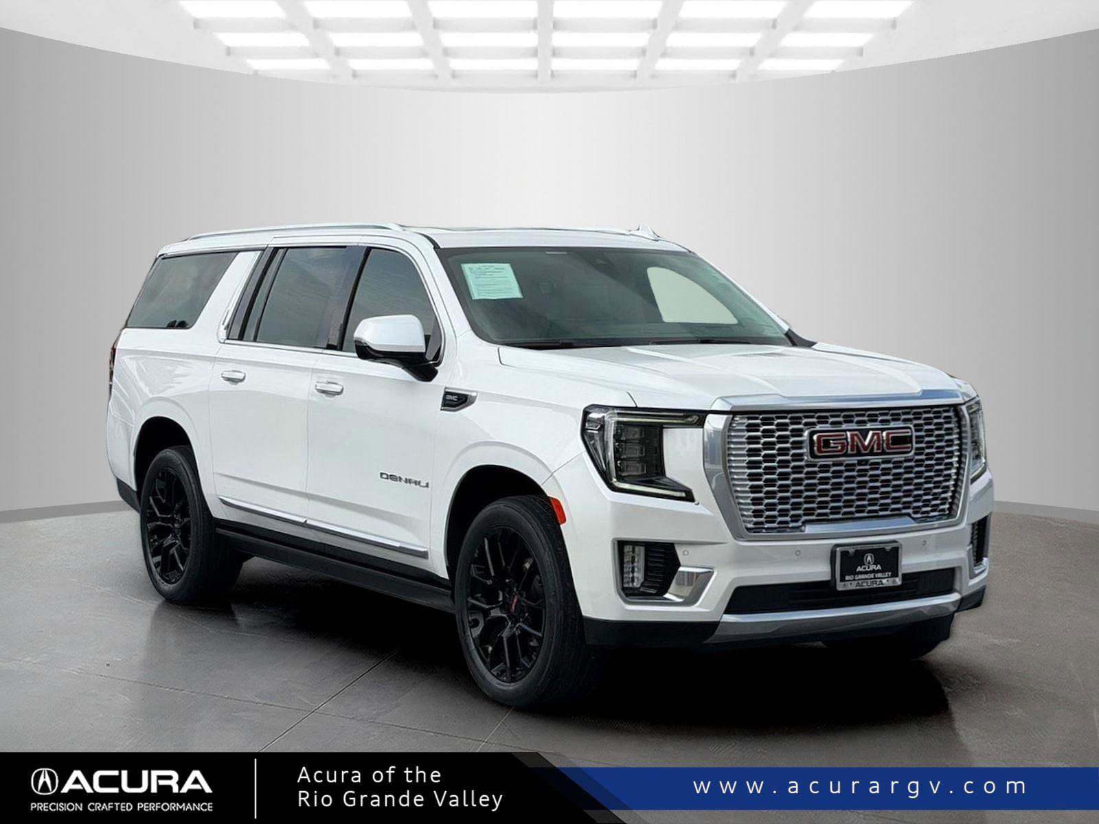 Used 2022 GMC Yukon XL Denali AWD/4WD image 1