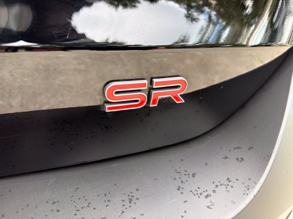 Used 2025 Nissan Kicks SR w/ SR Premium Package FWD image 11