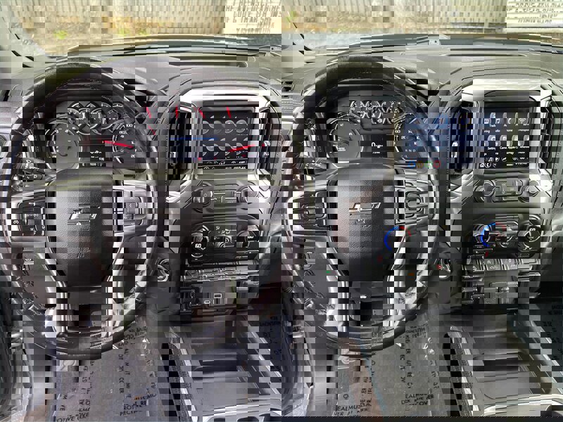 Used 2021 Chevrolet Silverado 1500 LT Trail Boss w/ Convenience Package II image 33