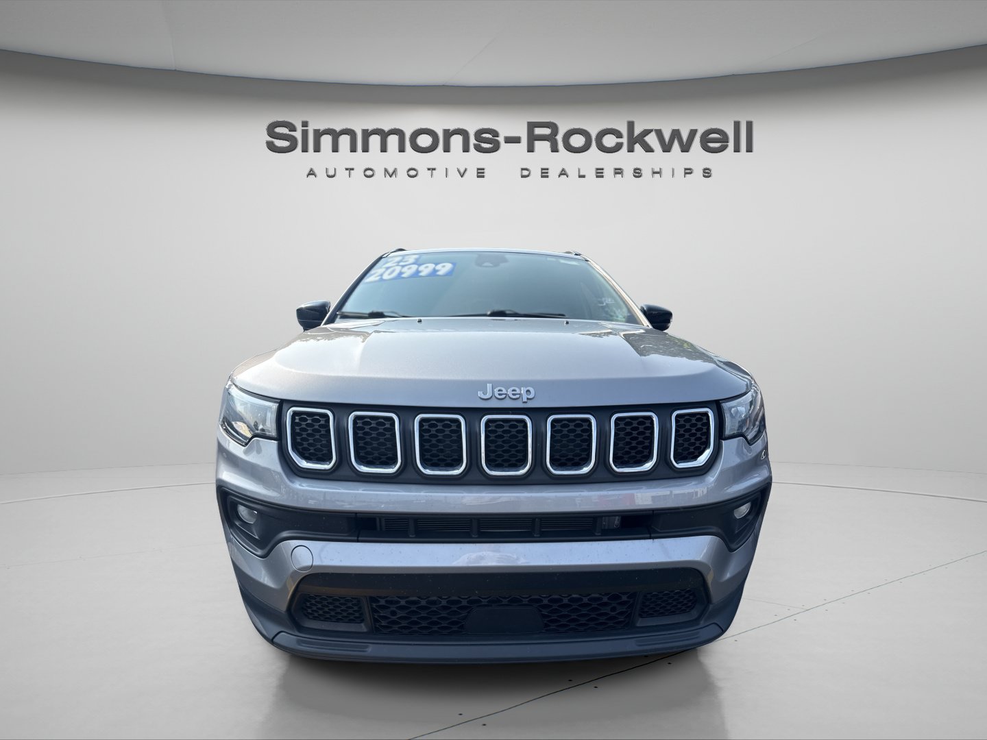 Used 2023 Jeep Compass Latitude AWD/4WD image 6