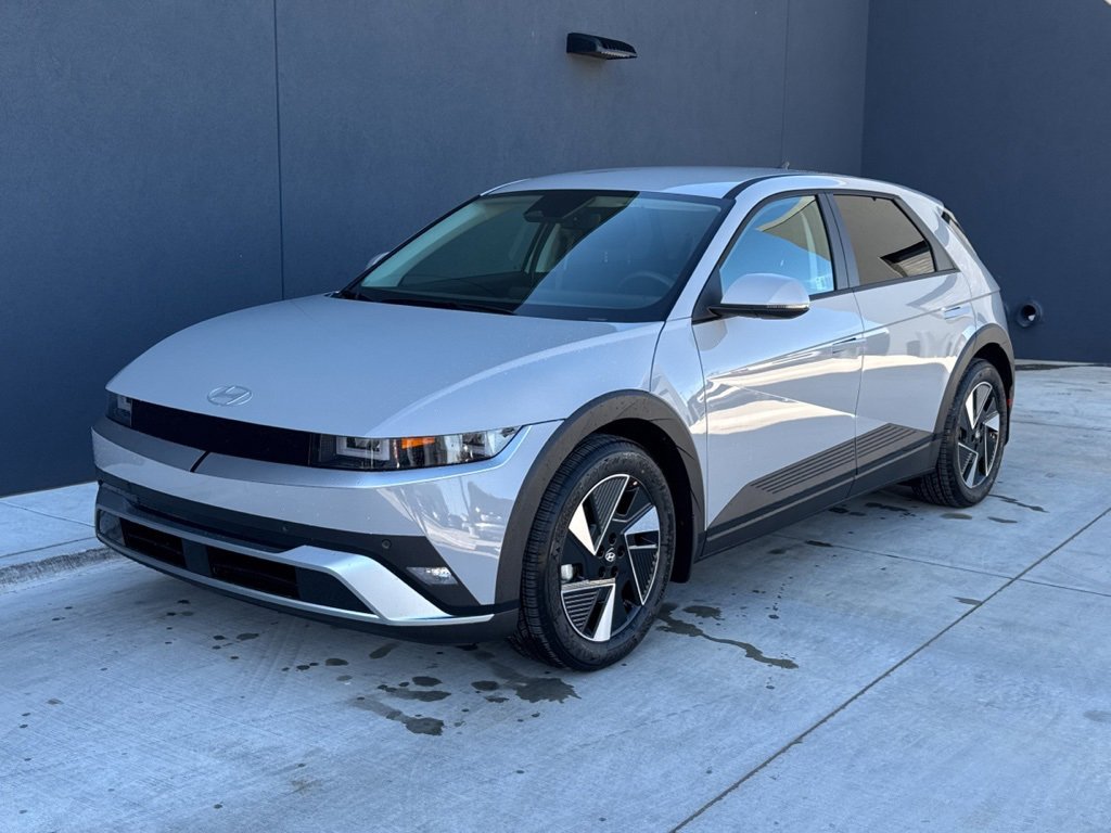 New 2026 Hyundai Ioniq 5 SE