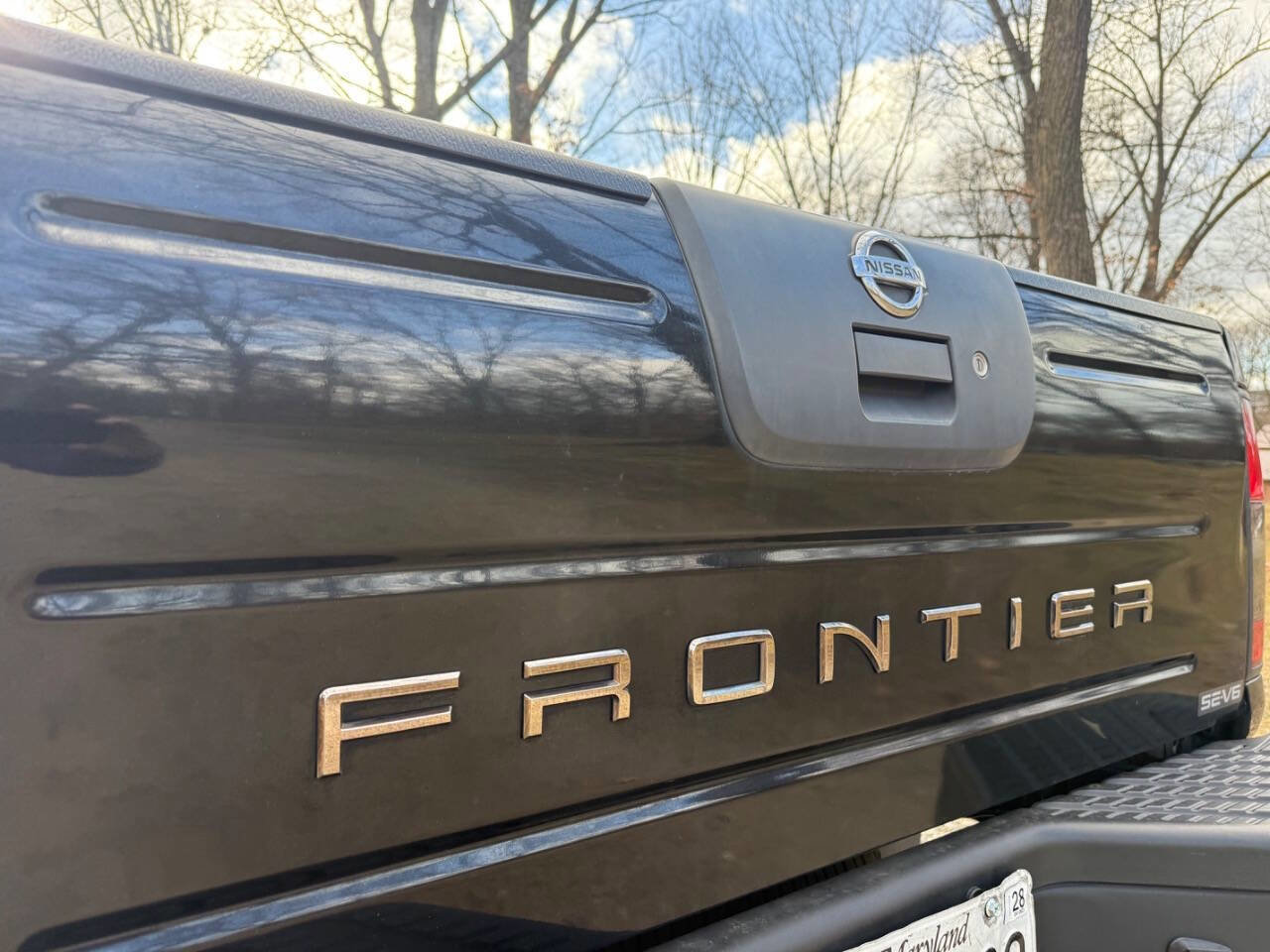 Used 2002 Nissan Frontier SE image 10