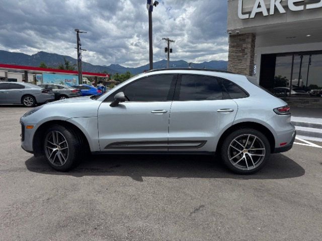 Used 2024 Porsche Macan Turbo AWD/4WD image 8