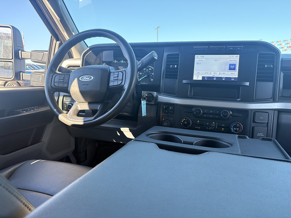 Used 2024 Ford F350 XL w/ FX4 Off-Road Package AWD/4WD image 24