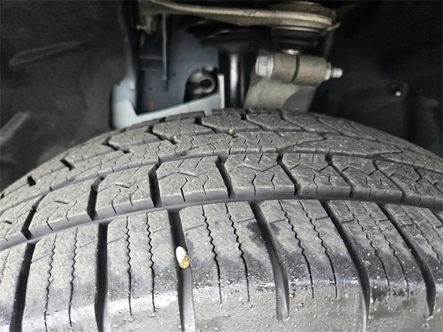 Used 2023 Jeep Grand Cherokee L Laredo image 8