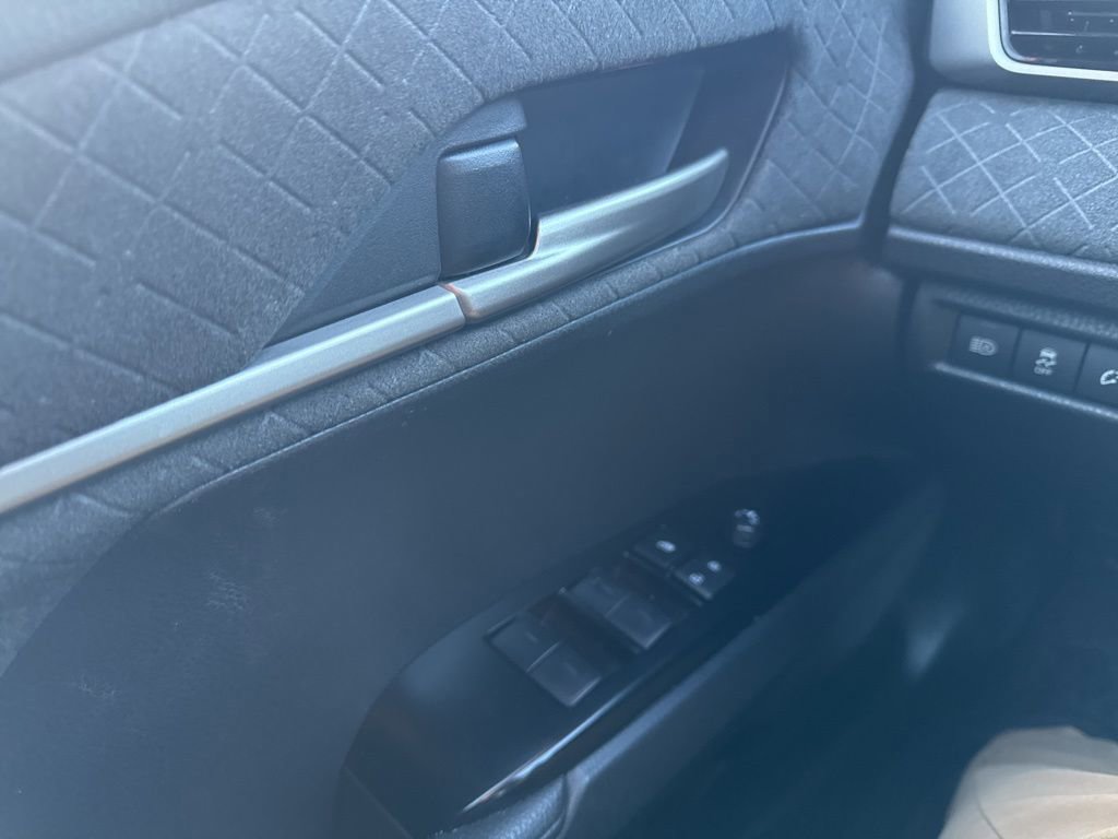 Used 2025 Toyota Camry XLE image 26