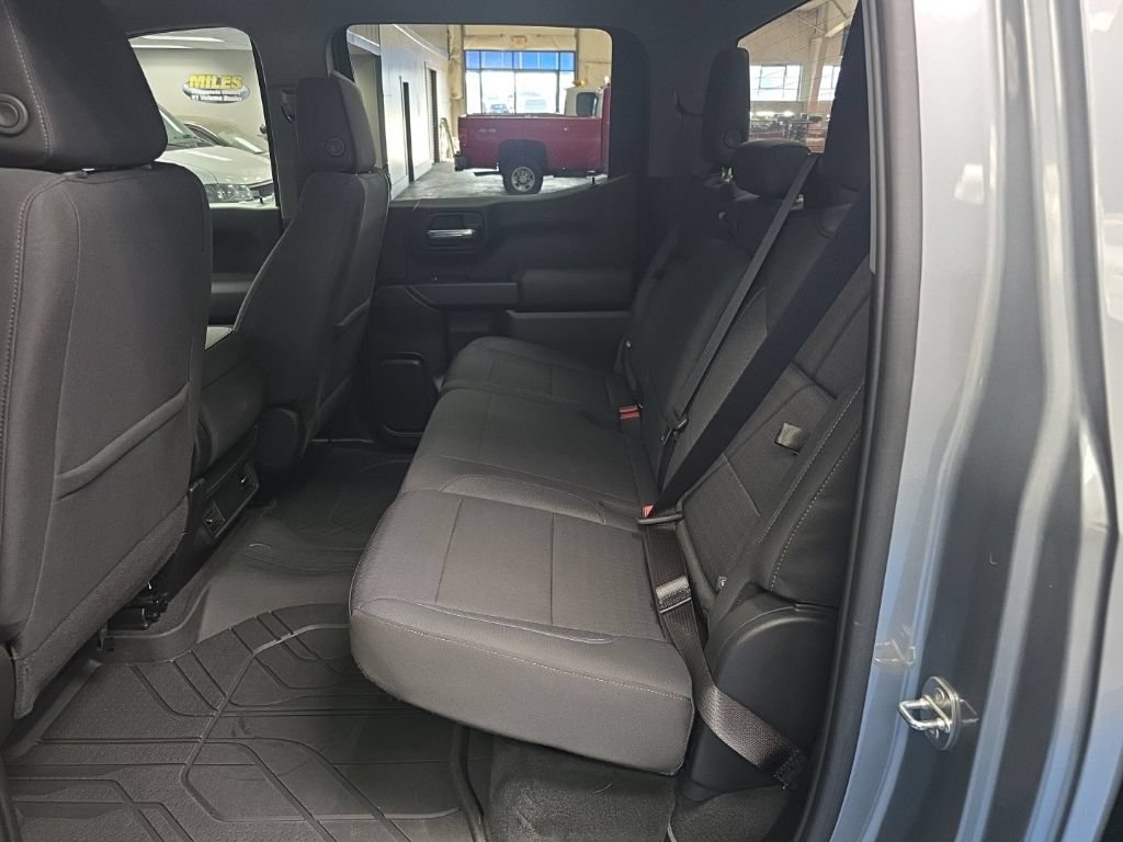 Certified 2023 Chevrolet Silverado 1500 Custom w/ LPO, Dark Essentials Package AWD/4WD image 13