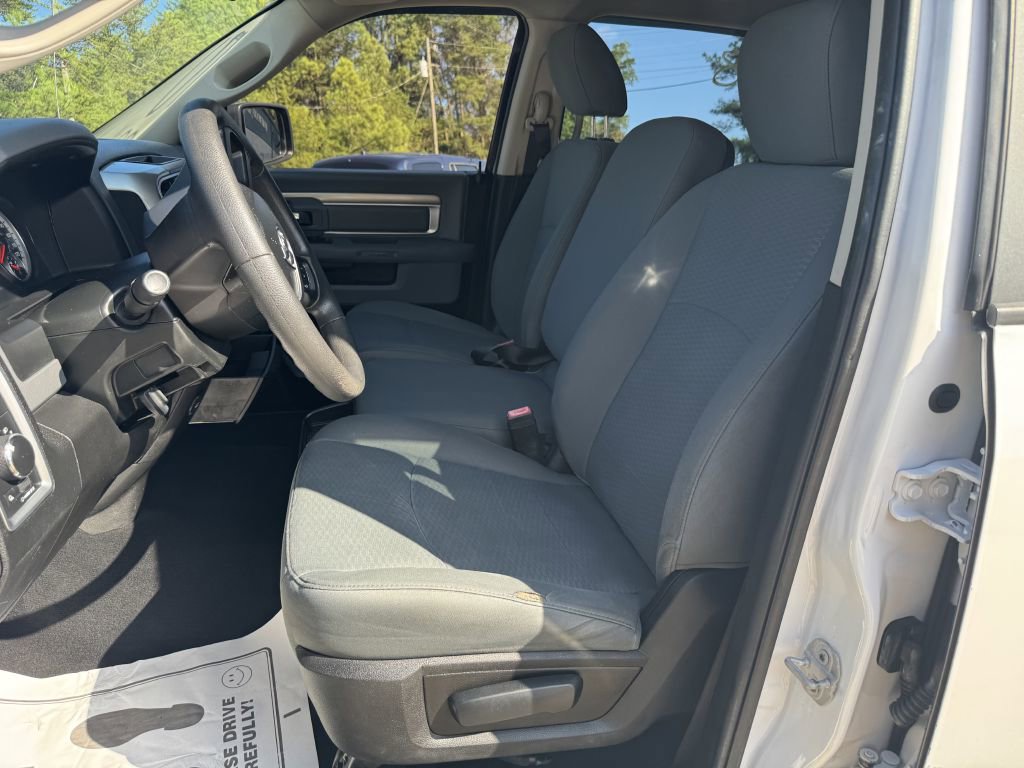 Used 2020 RAM 1500 Classic SLT image 10