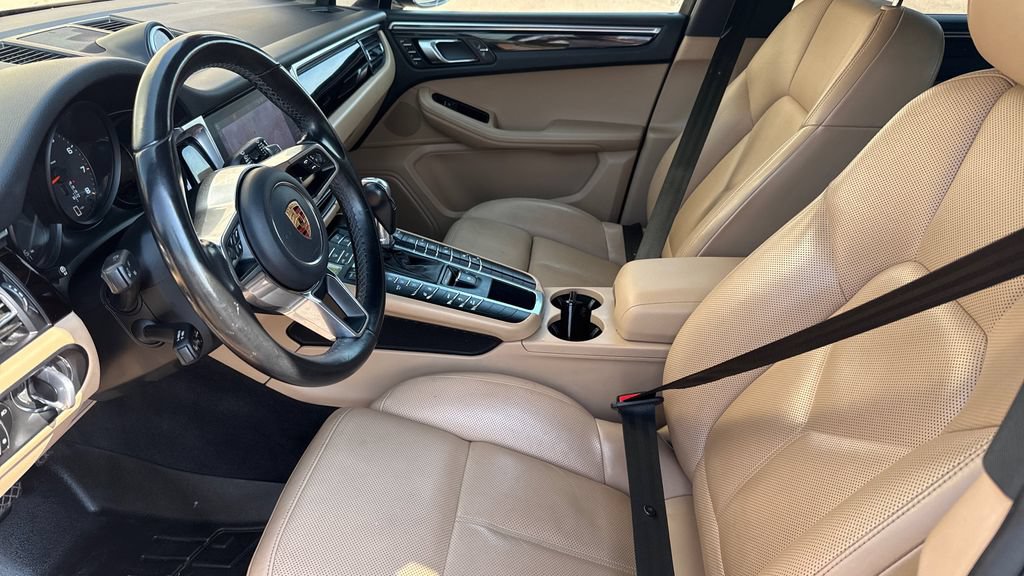 Used 2019 Porsche Macan AWD/4WD image 9