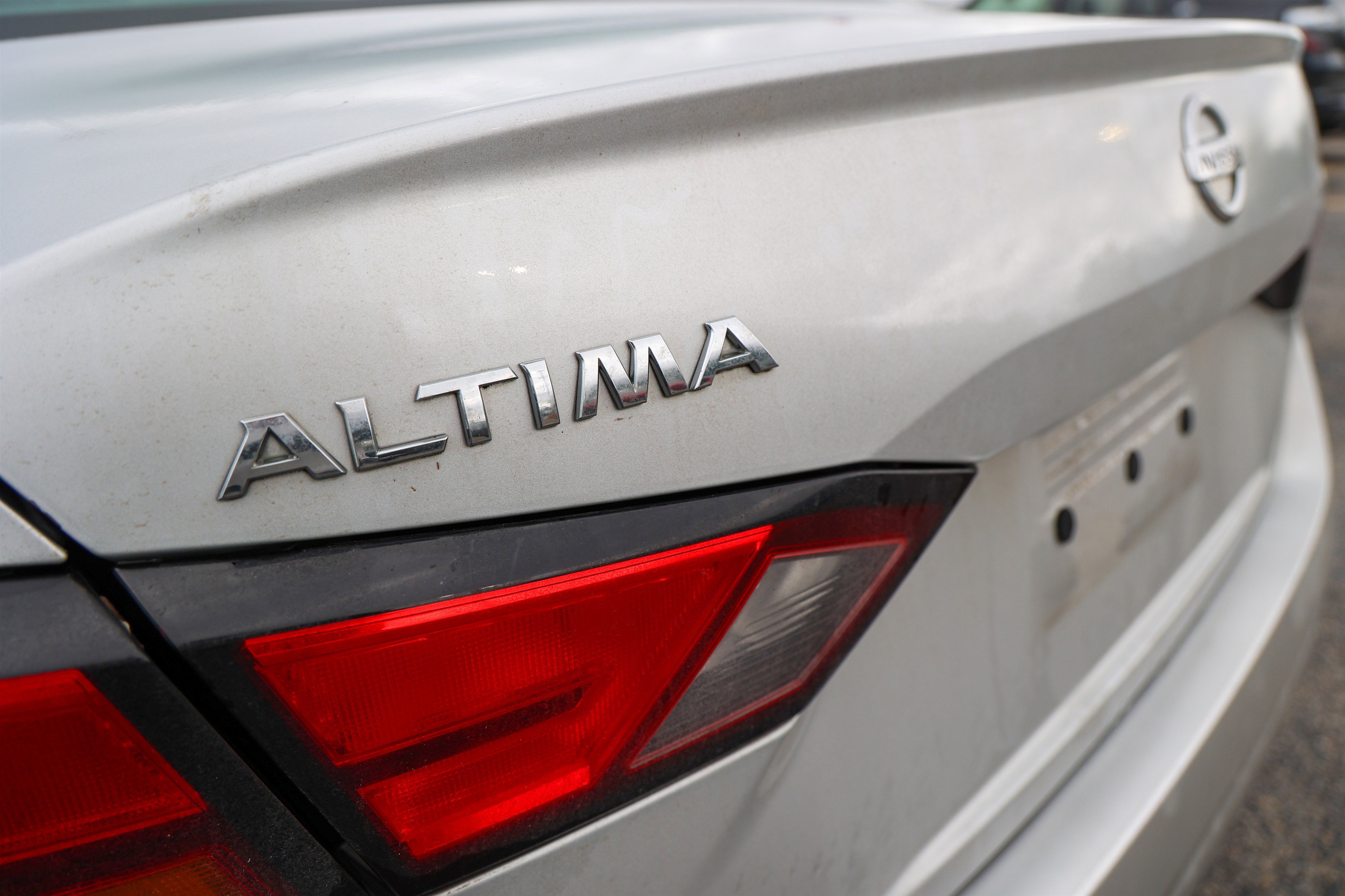Used 2021 Nissan Altima 2.5 SR FWD image 10